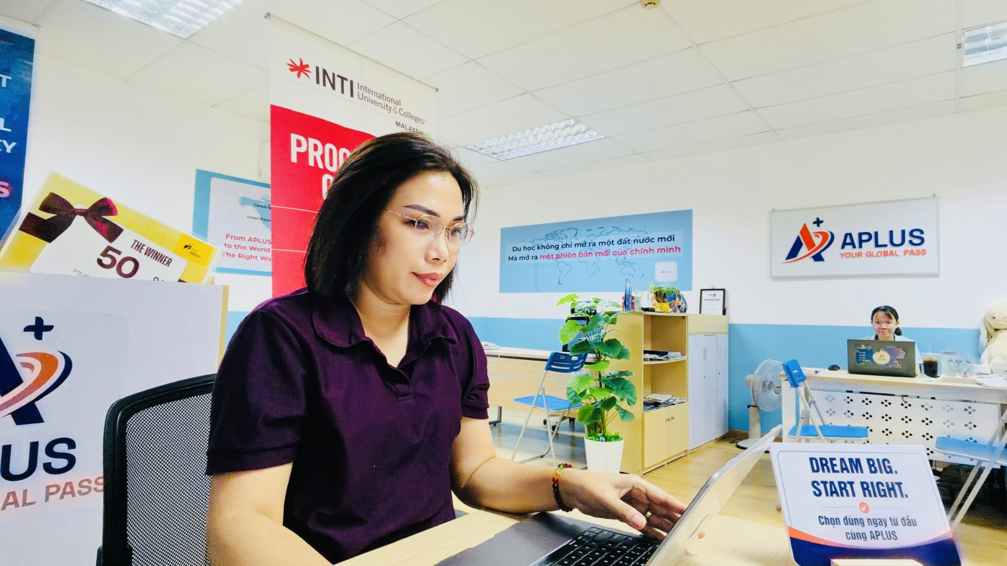Đội ngũ APLUS tư vấn hướng nghiệp và du học tại Đà Nẵng